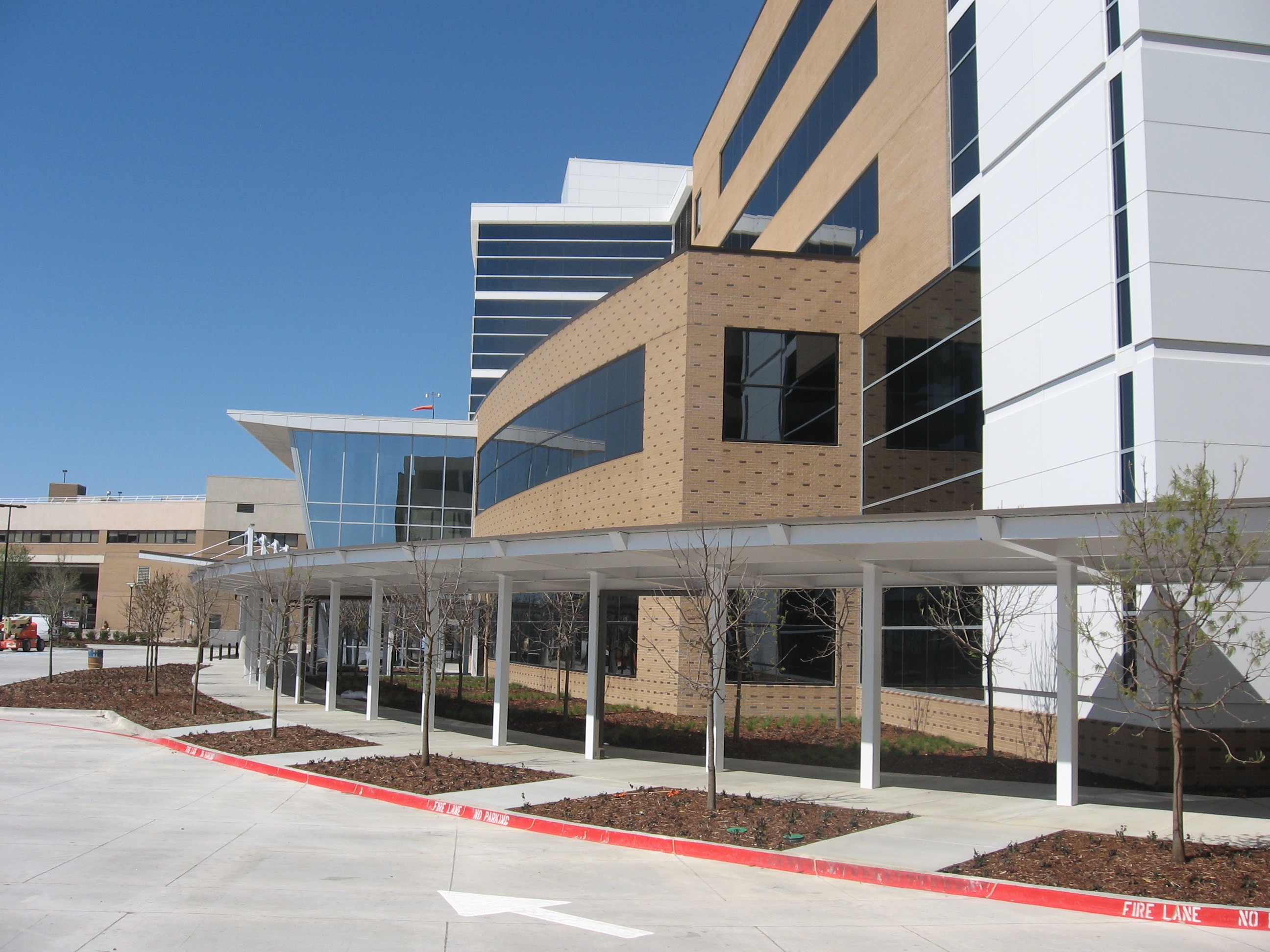 John Peter Smith Health Network Patient Pavilion